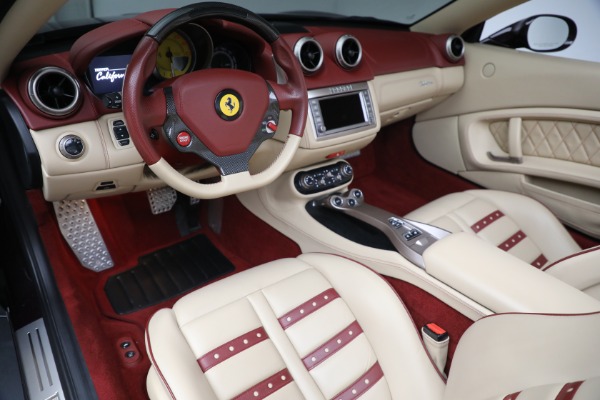 Used 2014 Ferrari California for sale Sold at Rolls-Royce Motor Cars Greenwich in Greenwich CT 06830 19