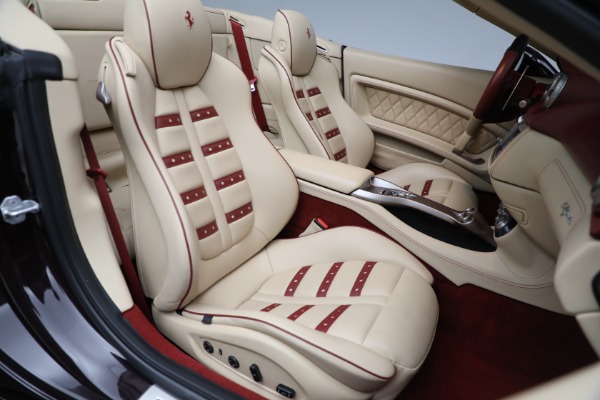 Used 2014 Ferrari California for sale Sold at Rolls-Royce Motor Cars Greenwich in Greenwich CT 06830 25
