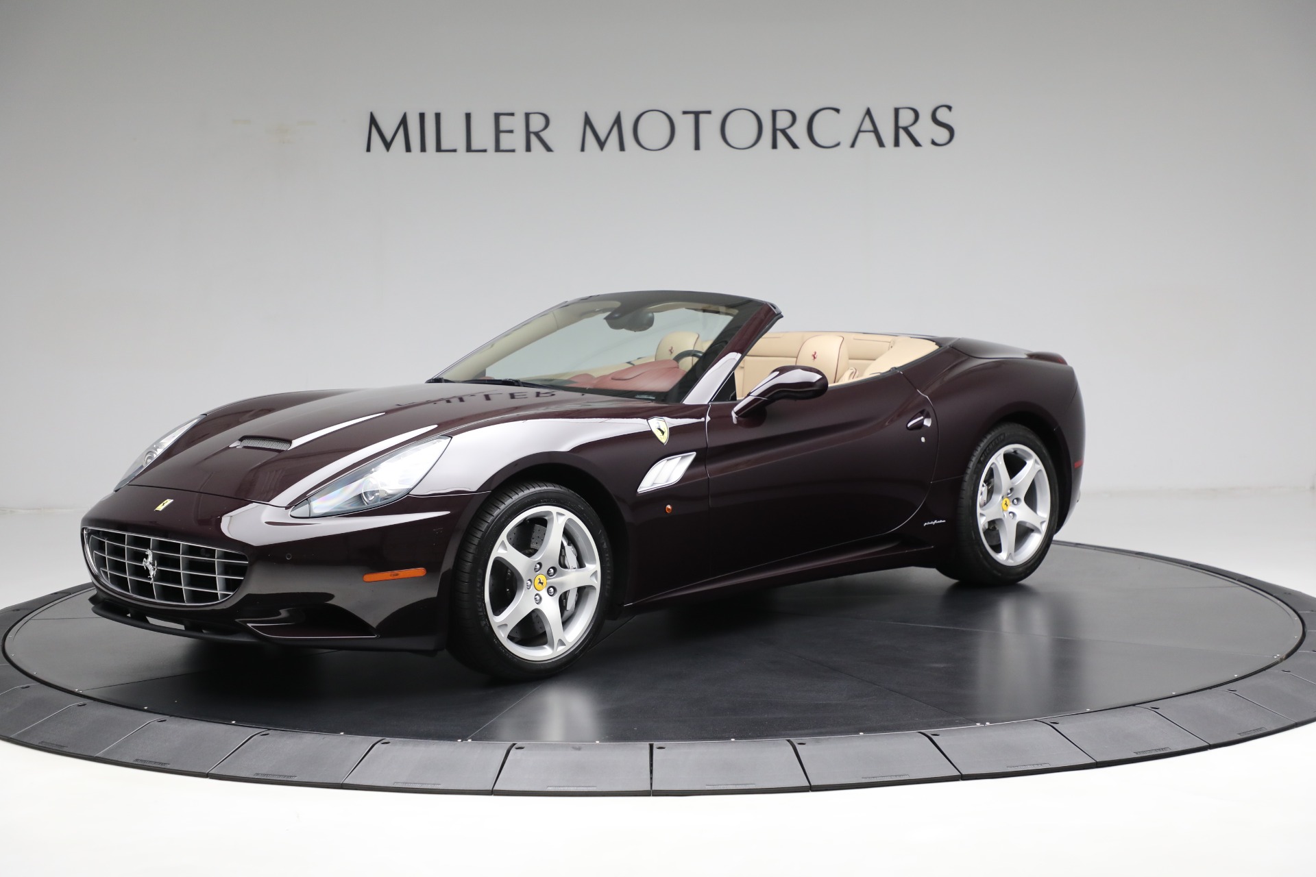 Used 2014 Ferrari California for sale Sold at Rolls-Royce Motor Cars Greenwich in Greenwich CT 06830 1