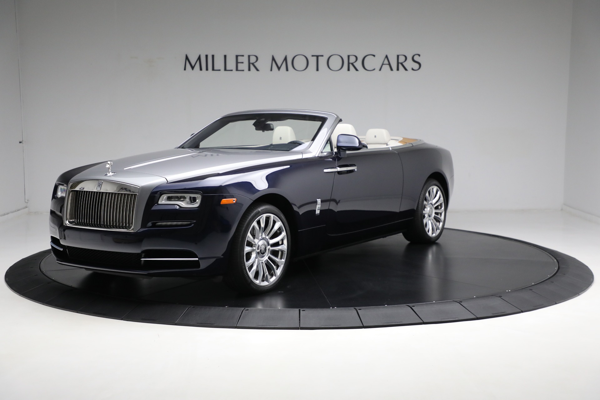 Used 2020 Rolls-Royce Dawn for sale Sold at Rolls-Royce Motor Cars Greenwich in Greenwich CT 06830 1