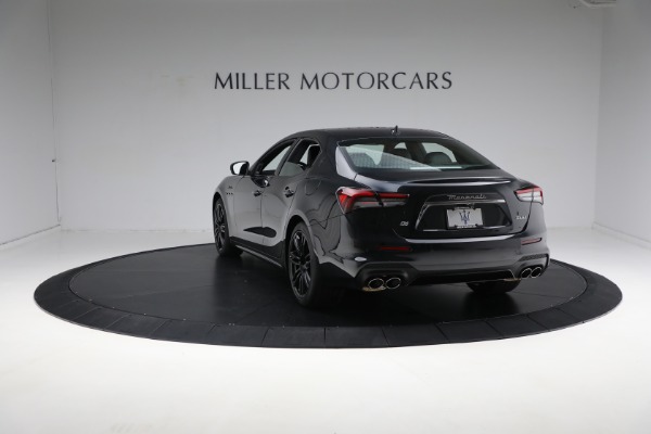 New 2024 Maserati Ghibli Modena Ultima Q4 for sale $90,860 at Rolls-Royce Motor Cars Greenwich in Greenwich CT 06830 12