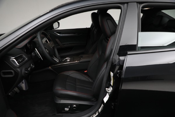 New 2024 Maserati Ghibli Modena Ultima Q4 for sale $90,860 at Rolls-Royce Motor Cars Greenwich in Greenwich CT 06830 27