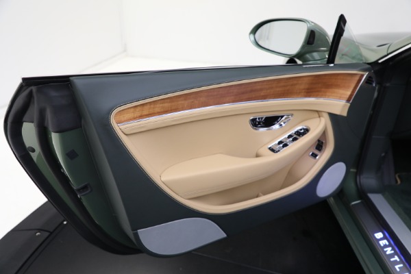 New 2024 Bentley Continental GTC V8 for sale $269,900 at Rolls-Royce Motor Cars Greenwich in Greenwich CT 06830 27