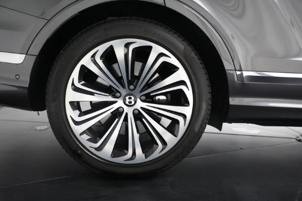 New 2023 Bentley Bentayga Azure Hybrid for sale $224,900 at Rolls-Royce Motor Cars Greenwich in Greenwich CT 06830 15