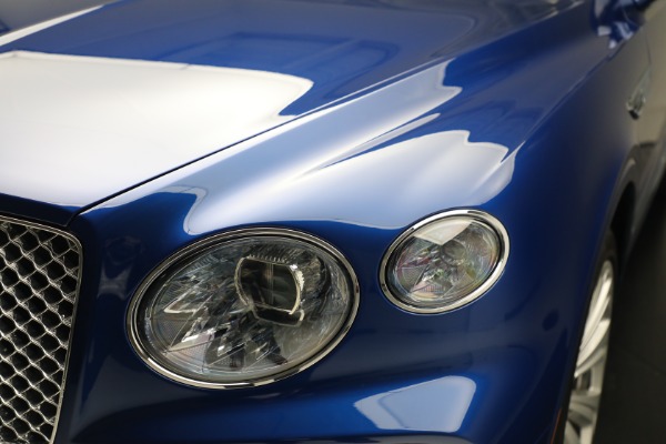 New 2023 Bentley Bentayga Azure Hybrid for sale Sold at Rolls-Royce Motor Cars Greenwich in Greenwich CT 06830 13