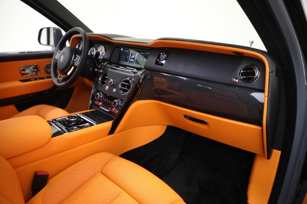 New 2024 Rolls-Royce Black Badge Cullinan for sale Sold at Rolls-Royce Motor Cars Greenwich in Greenwich CT 06830 28
