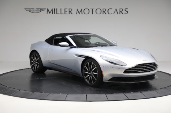 Used 2019 Aston Martin DB11 Volante for sale $129,900 at Rolls-Royce Motor Cars Greenwich in Greenwich CT 06830 17