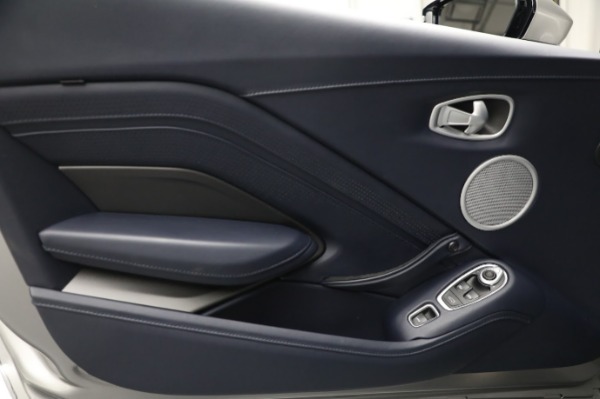 Used 2022 Aston Martin Vantage for sale Sold at Rolls-Royce Motor Cars Greenwich in Greenwich CT 06830 25