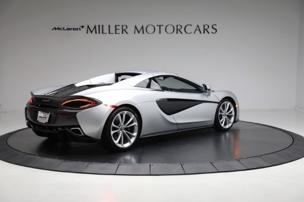 Used 2018 McLaren 570S Spider for sale $173,900 at Rolls-Royce Motor Cars Greenwich in Greenwich CT 06830 15