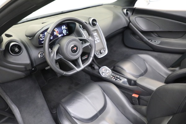 Used 2018 McLaren 570S Spider for sale Sold at Rolls-Royce Motor Cars Greenwich in Greenwich CT 06830 25