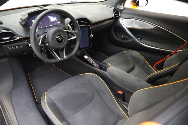 New 2024 McLaren Artura Performance for sale Sold at Rolls-Royce Motor Cars Greenwich in Greenwich CT 06830 25