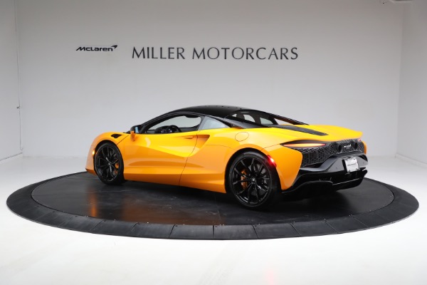 New 2024 McLaren Artura Performance for sale Sold at Rolls-Royce Motor Cars Greenwich in Greenwich CT 06830 5