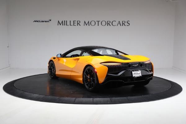 New 2024 McLaren Artura Performance for sale $278,733 at Rolls-Royce Motor Cars Greenwich in Greenwich CT 06830 6