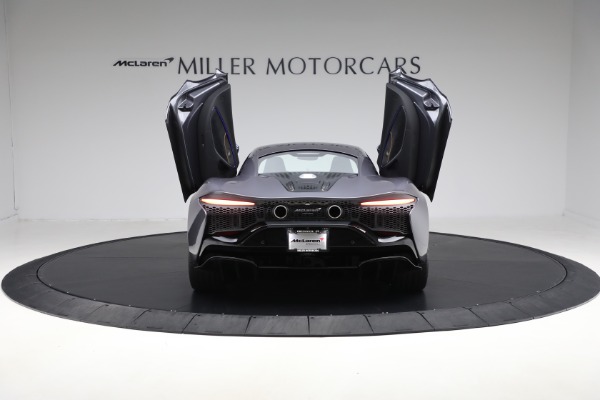 Used 2024 McLaren Artura Performance for sale $185,900 at Rolls-Royce Motor Cars Greenwich in Greenwich CT 06830 17
