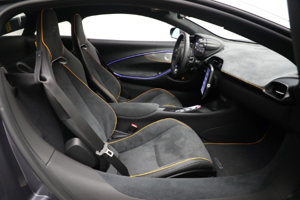 Used 2024 McLaren Artura Performance for sale $185,900 at Rolls-Royce Motor Cars Greenwich in Greenwich CT 06830 24