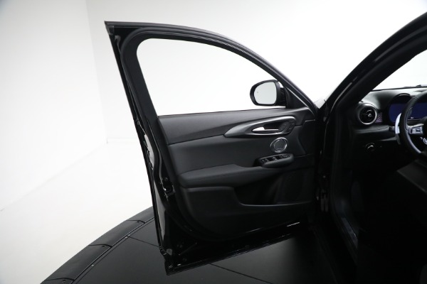 New 2024 Alfa Romeo Tonale Veloce for sale Sold at Rolls-Royce Motor Cars Greenwich in Greenwich CT 06830 26
