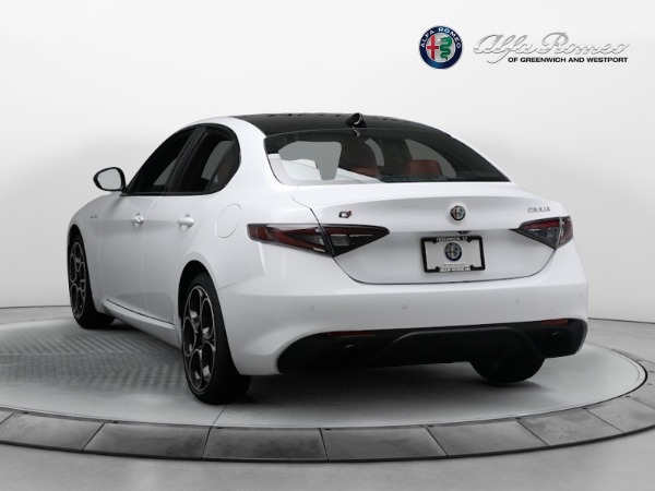 New 2024 Alfa Romeo Giulia Veloce for sale $55,985 at Rolls-Royce Motor Cars Greenwich in Greenwich CT 06830 11