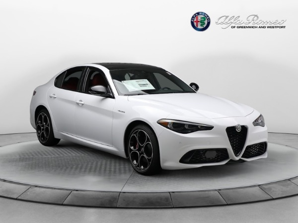 New 2024 Alfa Romeo Giulia Veloce for sale $55,985 at Rolls-Royce Motor Cars Greenwich in Greenwich CT 06830 18