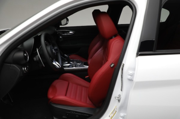 New 2024 Alfa Romeo Giulia Veloce for sale Sold at Rolls-Royce Motor Cars Greenwich in Greenwich CT 06830 21
