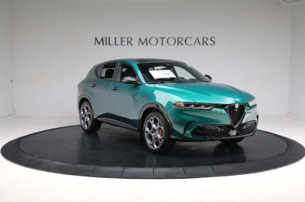 New 2024 Alfa Romeo Tonale Veloce for sale $59,490 at Rolls-Royce Motor Cars Greenwich in Greenwich CT 06830 20