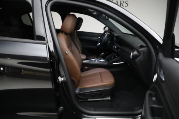 Used 2022 Alfa Romeo Stelvio Ti for sale Sold at Rolls-Royce Motor Cars Greenwich in Greenwich CT 06830 23