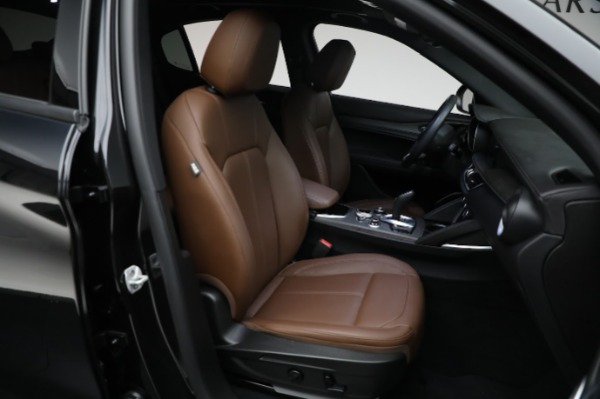 Used 2022 Alfa Romeo Stelvio Ti for sale Sold at Rolls-Royce Motor Cars Greenwich in Greenwich CT 06830 25