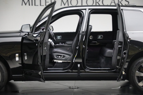 New 2024 Rolls-Royce Cullinan for sale Sold at Rolls-Royce Motor Cars Greenwich in Greenwich CT 06830 6