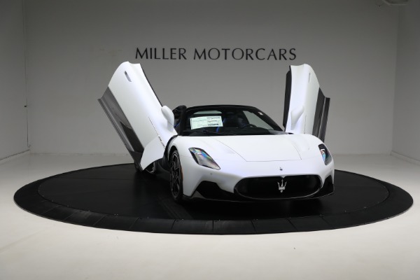 Used 2023 Maserati MC20 Cielo for sale Call for price at Rolls-Royce Motor Cars Greenwich in Greenwich CT 06830 24