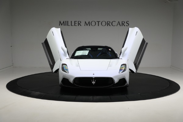 New 2023 Maserati MC20 Cielo for sale Sold at Rolls-Royce Motor Cars Greenwich in Greenwich CT 06830 25