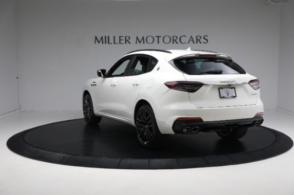 New 2024 Maserati Levante Modena Ultima for sale $122,195 at Rolls-Royce Motor Cars Greenwich in Greenwich CT 06830 11