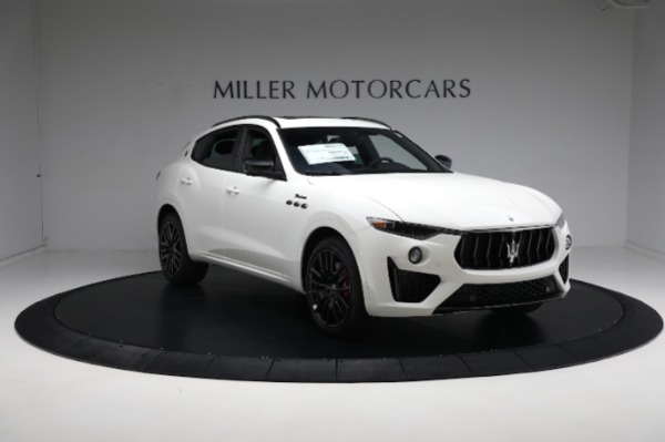 New 2024 Maserati Levante Modena Ultima for sale $122,195 at Rolls-Royce Motor Cars Greenwich in Greenwich CT 06830 24