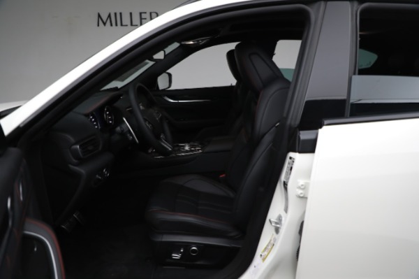 New 2024 Maserati Levante Modena Ultima for sale Sold at Rolls-Royce Motor Cars Greenwich in Greenwich CT 06830 27