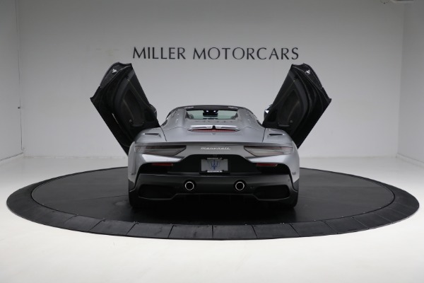 New 2023 Maserati MC20 Cielo for sale Sold at Rolls-Royce Motor Cars Greenwich in Greenwich CT 06830 21