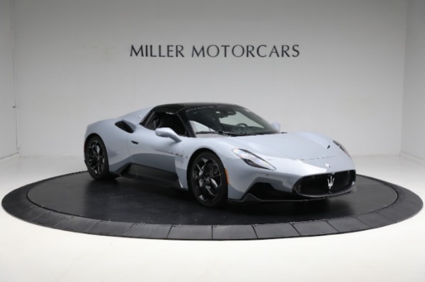 New 2023 Maserati MC20 Cielo for sale $298,595 at Rolls-Royce Motor Cars Greenwich in Greenwich CT 06830 21