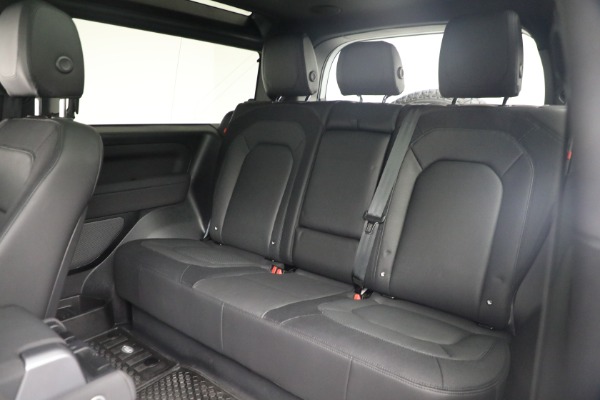 Used 2023 Land Rover Defender 90 X-Dynamic SE for sale $71,900 at Rolls-Royce Motor Cars Greenwich in Greenwich CT 06830 17