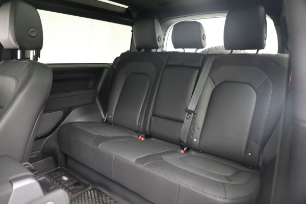 Used 2023 Land Rover Defender 90 X-Dynamic SE for sale Sold at Rolls-Royce Motor Cars Greenwich in Greenwich CT 06830 17