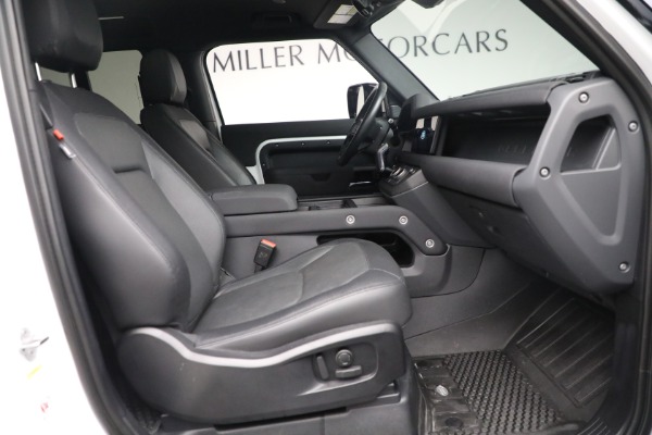 Used 2023 Land Rover Defender 90 X-Dynamic SE for sale Sold at Rolls-Royce Motor Cars Greenwich in Greenwich CT 06830 20