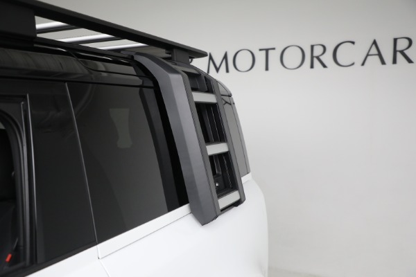 Used 2023 Land Rover Defender 90 X-Dynamic SE for sale $71,900 at Rolls-Royce Motor Cars Greenwich in Greenwich CT 06830 27