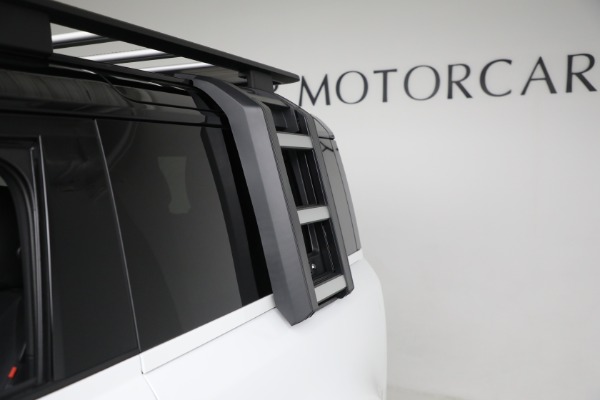 Used 2023 Land Rover Defender 90 X-Dynamic SE for sale Sold at Rolls-Royce Motor Cars Greenwich in Greenwich CT 06830 27