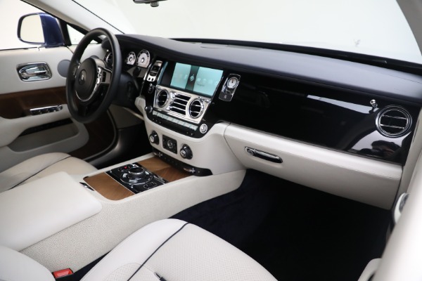 Used 2014 Rolls-Royce Wraith for sale Sold at Rolls-Royce Motor Cars Greenwich in Greenwich CT 06830 23