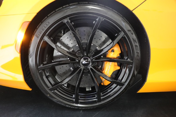 New 2024 McLaren Artura for sale Sold at Rolls-Royce Motor Cars Greenwich in Greenwich CT 06830 20