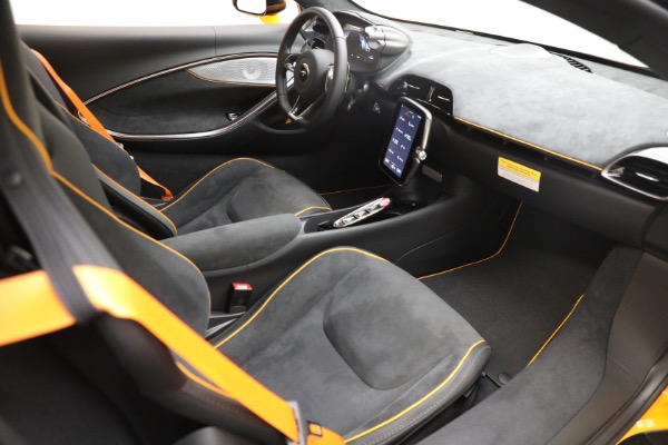 New 2024 McLaren Artura for sale Sold at Rolls-Royce Motor Cars Greenwich in Greenwich CT 06830 22
