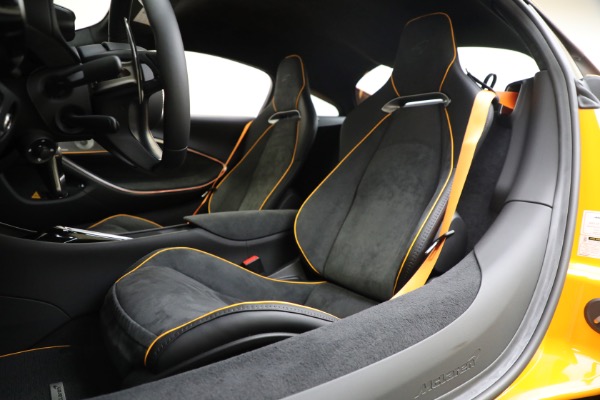 New 2024 McLaren Artura for sale Sold at Rolls-Royce Motor Cars Greenwich in Greenwich CT 06830 27