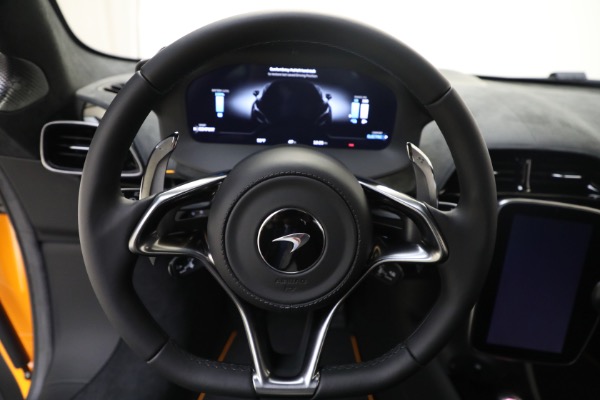 New 2024 McLaren Artura for sale Sold at Rolls-Royce Motor Cars Greenwich in Greenwich CT 06830 28