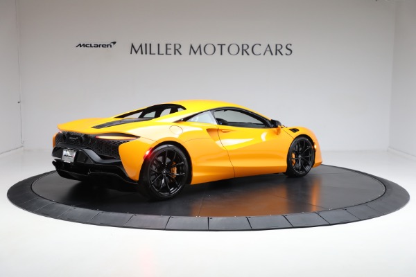 New 2024 McLaren Artura for sale Sold at Rolls-Royce Motor Cars Greenwich in Greenwich CT 06830 8
