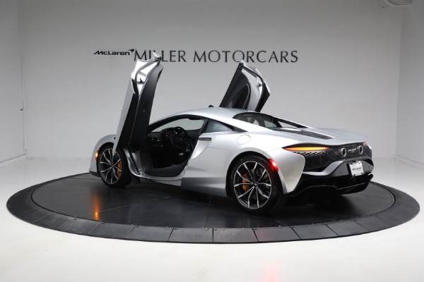 New 2024 McLaren Artura TechLux for sale $291,233 at Rolls-Royce Motor Cars Greenwich in Greenwich CT 06830 13