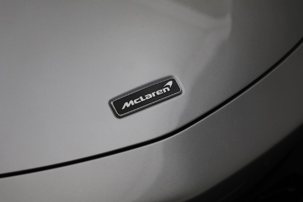 New 2024 McLaren Artura TechLux for sale $291,233 at Rolls-Royce Motor Cars Greenwich in Greenwich CT 06830 17