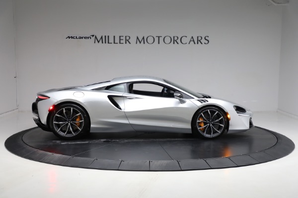 New 2024 McLaren Artura TechLux for sale $291,233 at Rolls-Royce Motor Cars Greenwich in Greenwich CT 06830 9