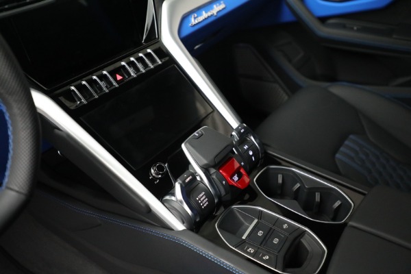 Used 2024 Lamborghini Urus S for sale Sold at Rolls-Royce Motor Cars Greenwich in Greenwich CT 06830 18