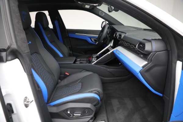 Used 2024 Lamborghini Urus S for sale Sold at Rolls-Royce Motor Cars Greenwich in Greenwich CT 06830 21